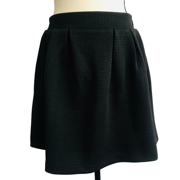 Candie's Dresses & Skirts - Candie's Black Textured Skater Skirt Candie's Dresses & Skirts - Candie's Black Textured Skater Skirt